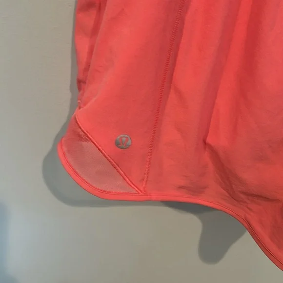 Lululemon Hottie Hot high rise 2.5 inch sakura pink size 8 like new - Picture 4 of 7